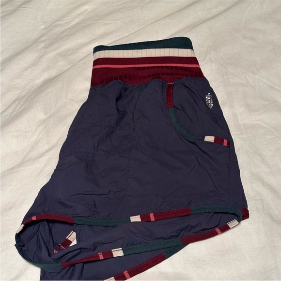 FP Movement Pep In Your Step Shorts - Picture 4 of 6